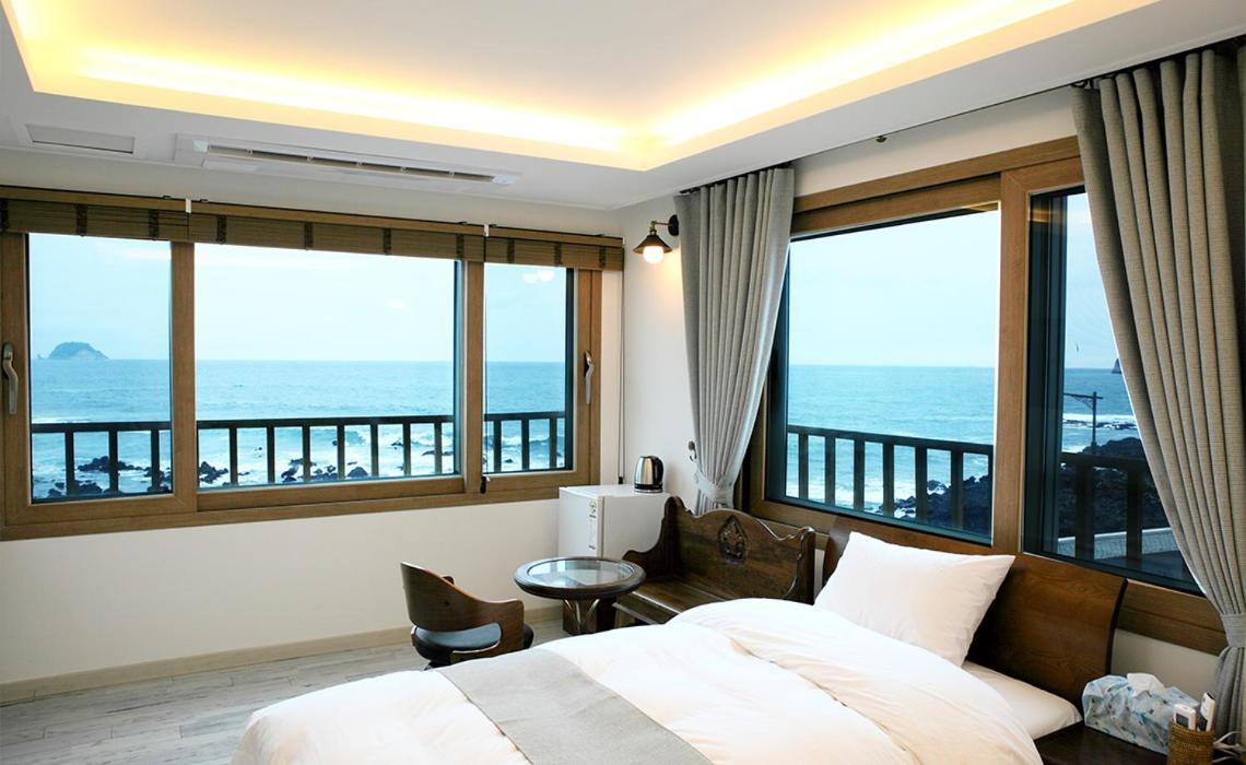 Tov Pension Seogwipo Exterior foto