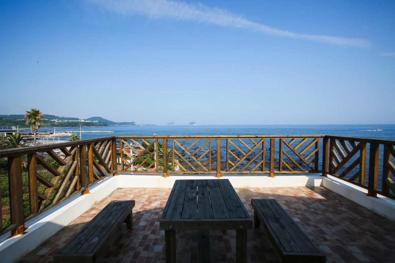 Tov Pension Seogwipo Exterior foto